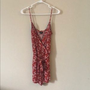 Lift floral tie waist romper